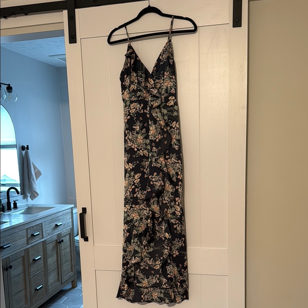 Vici - Matisse Floral Satin High Low Ruffle Maxi Dress - Medium